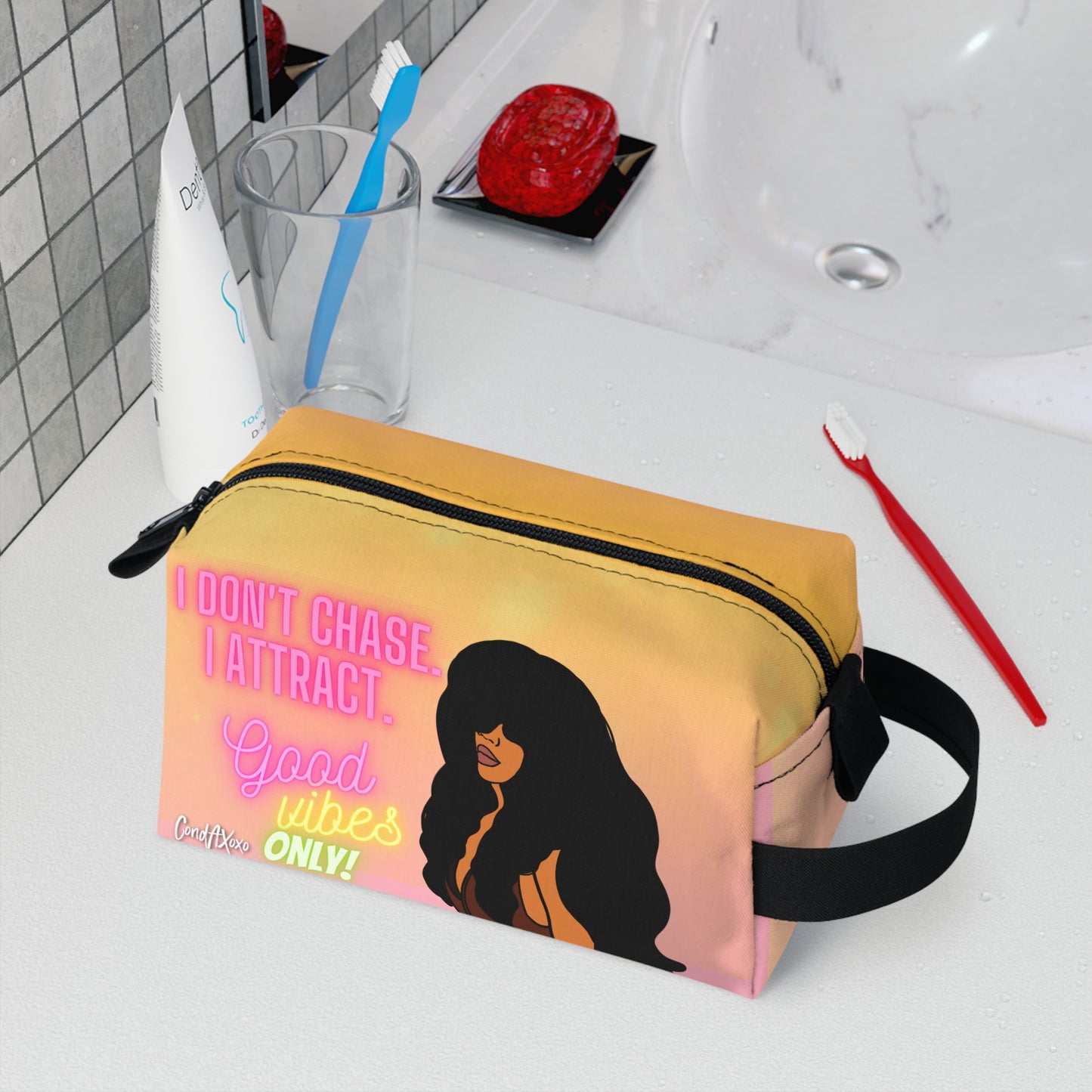 "Donna" Homegirl Toiletry Bag | Xoxo Market